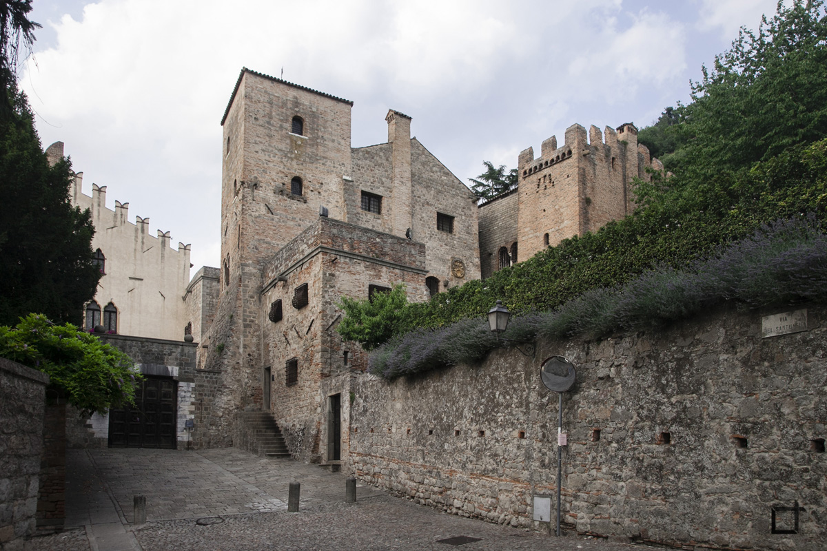 Castello Cini
