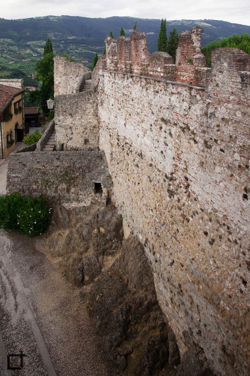 Mura Castello Superiore