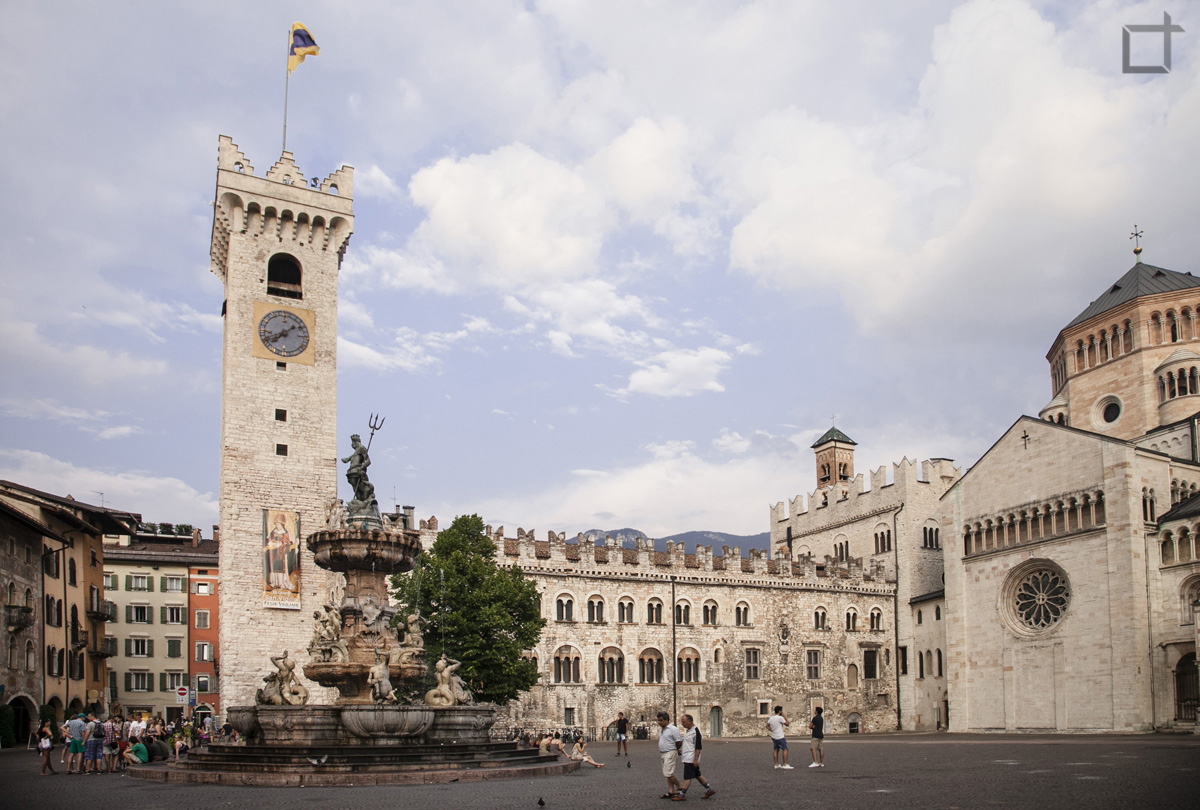 Palazzo Pretorio e Fontana del Nettuno