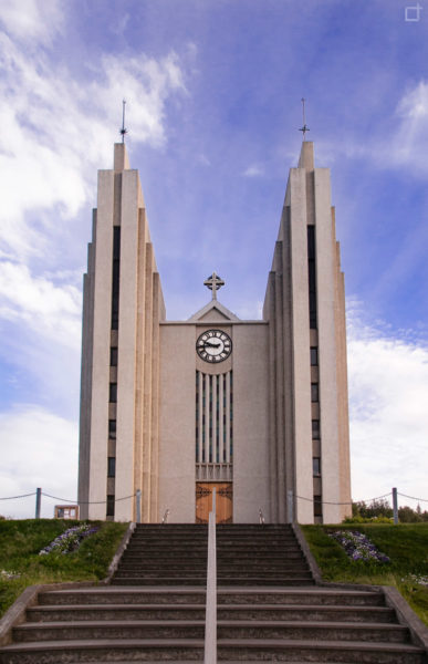 akureyrarkirkja-chiesa-akureyri