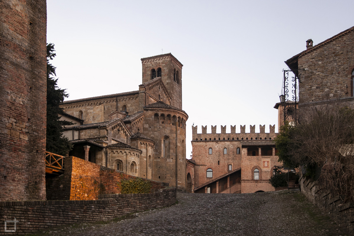 Collegiata di Santa Maria e Palazzo del Podestà