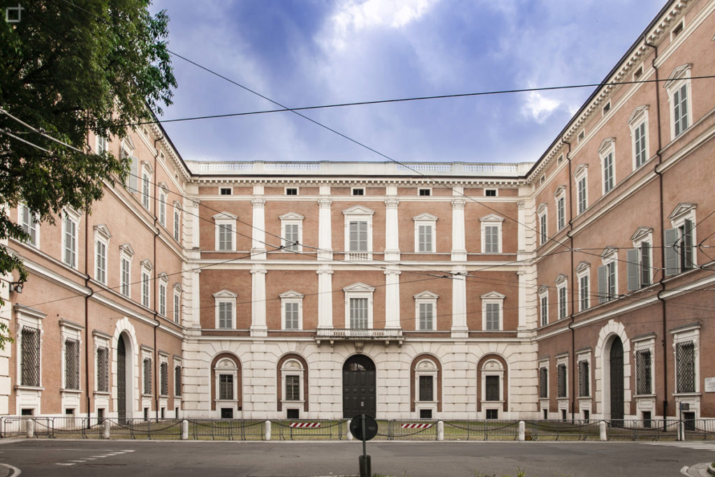 Accademia Militare in Palazzo Ducale - Piazzale Mario d Aleo Emanuele Basile