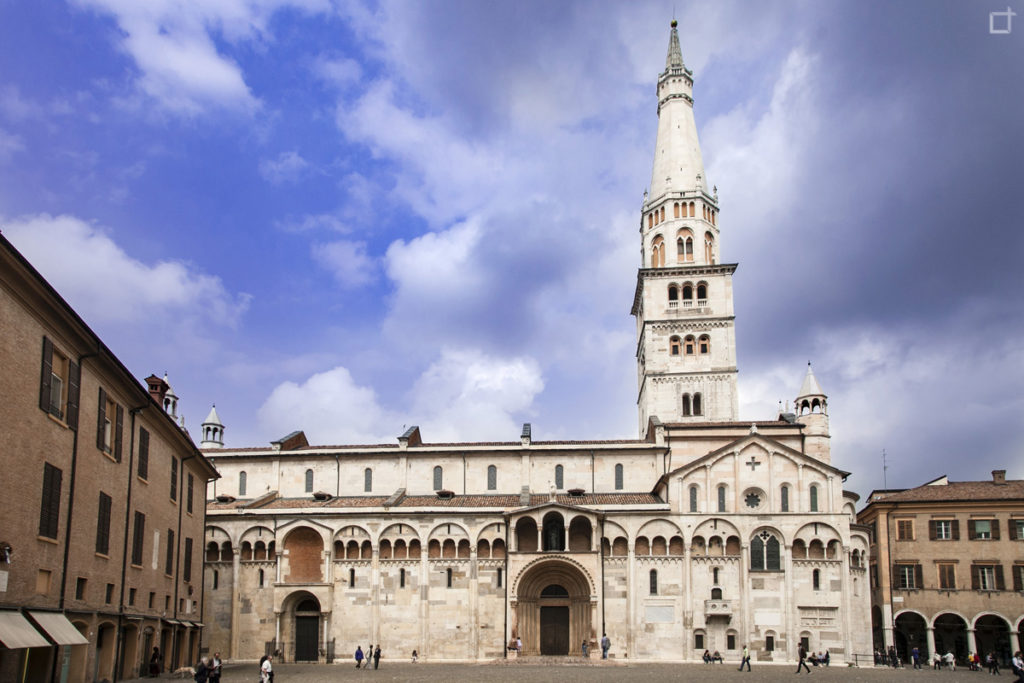 Cattedrale metropolitana di Santa Maria Assunta in Cielo e San Geminiano - Duomo di Modena e Torre Civica Patrimonio UNESCO