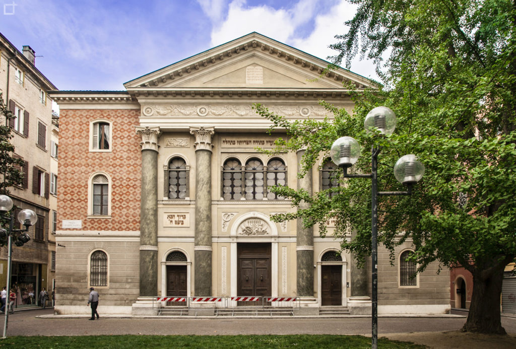 Modena Sinagoga - Tempio Israelitico in Piazza Giuseppe Mazzini