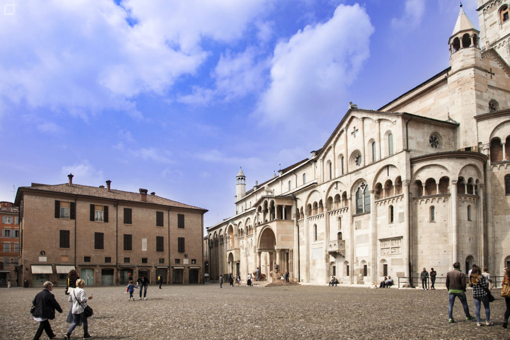Piazza Grande di Modena - Patrimonio dell UNESCOPiazza Grande di Modena - Patrimonio dell'UNESCO