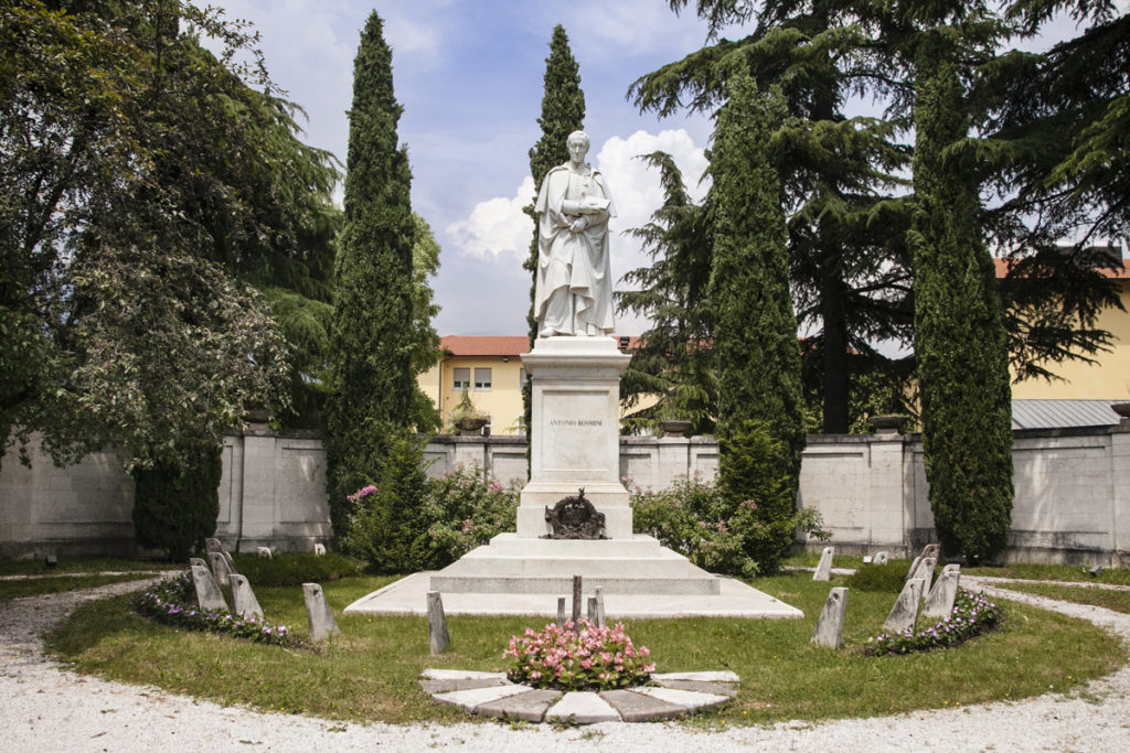 Statua Antonio Rosmini