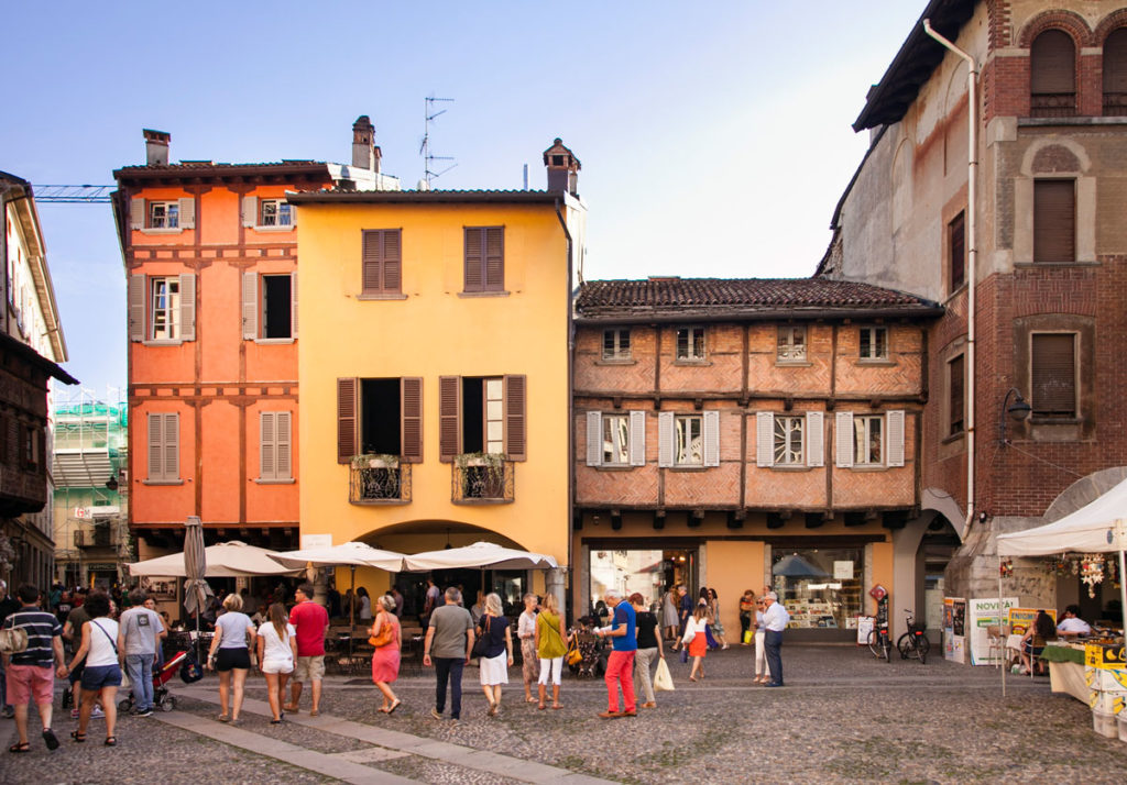 Edifici Storici in Piazza San Fedele - Como