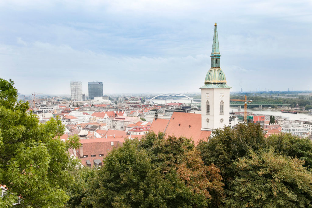 Campanile di San Martino e panorama sulla città di Bratislava