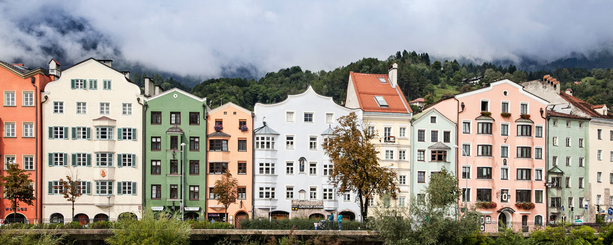 Abitazioni sul Fiume Inn dal centro storico di Innsbruck