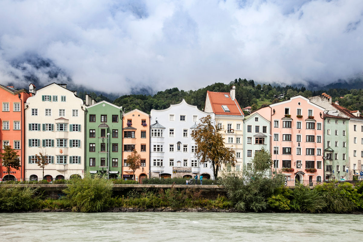 Abitazioni sul Fiume Inn dal centro storico di Innsbruck