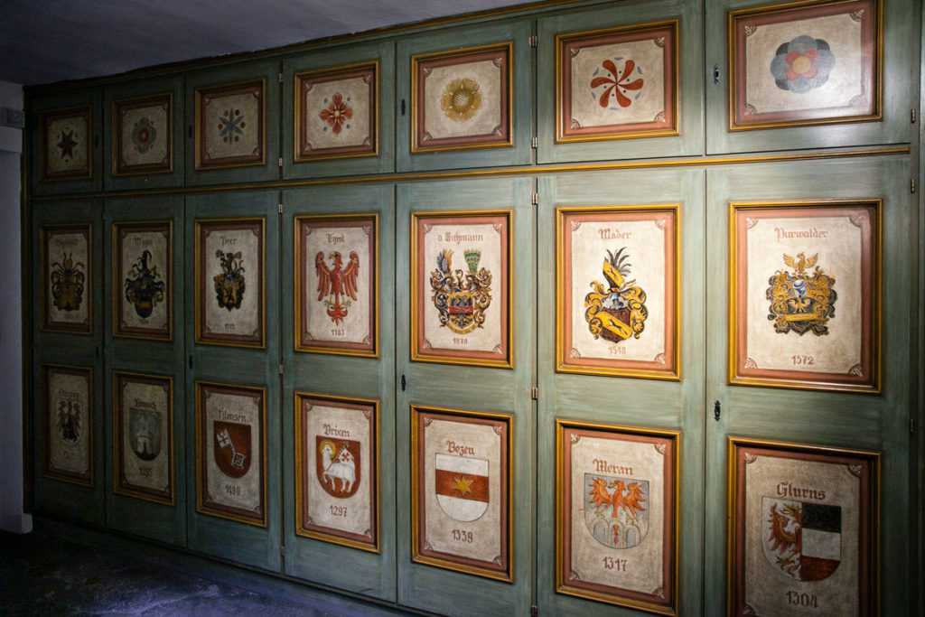 Pannelli in legno del Museo della Farmacia - Brixen