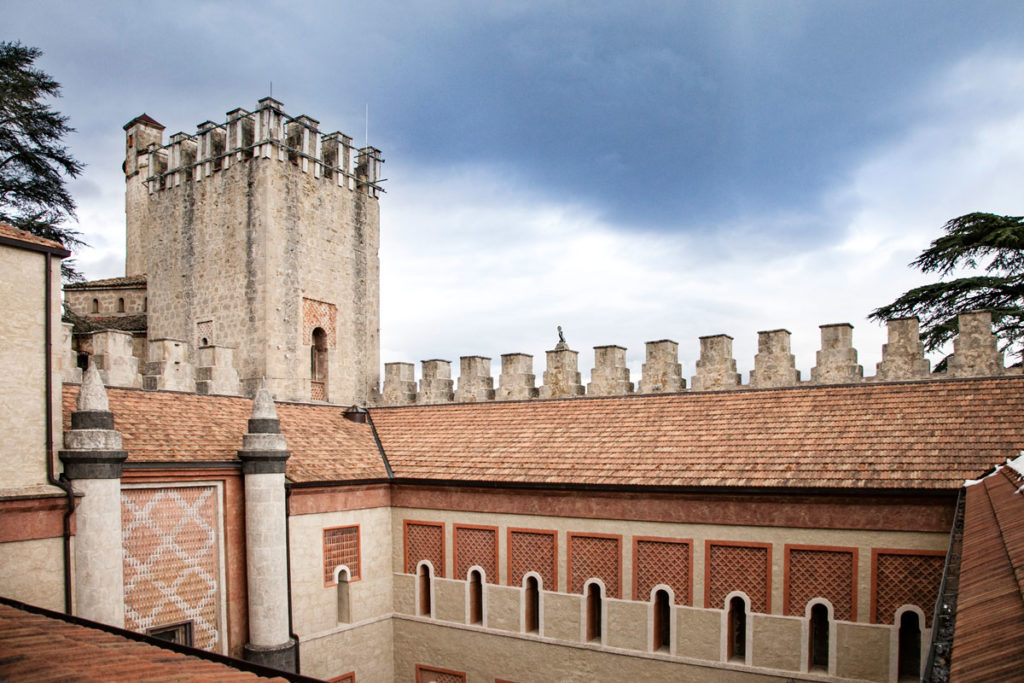 Area Medievale della Rocchetta Mattei - Zona Privata del Conte Cesare Mattei non aperta al pubblico