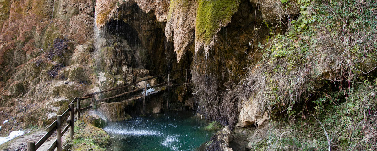 Laghetto nella Cascata della sorgente di Labante