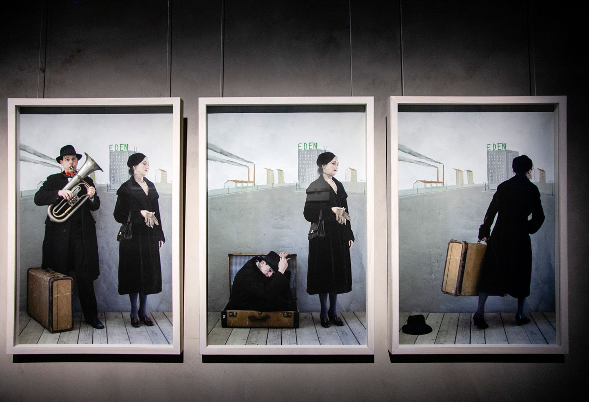 Paolo Ventura - Progetto Fotografico ironico - The man in the suitcase 2 - 2 parte