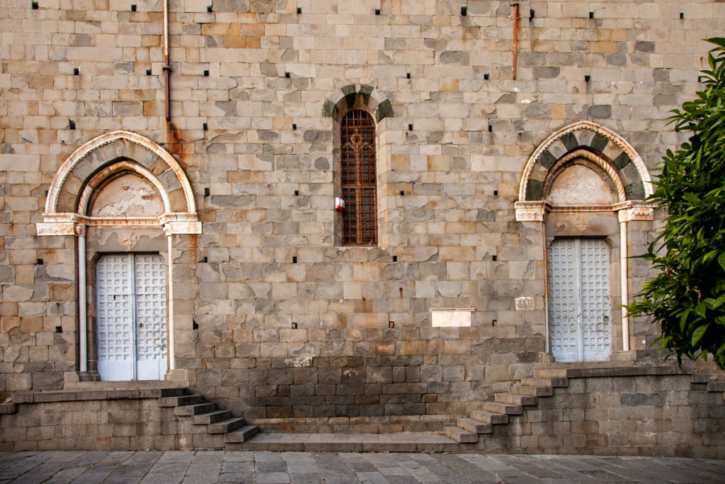 Chiesa di San Giovanni Battista - Fiancata con Porte Originali