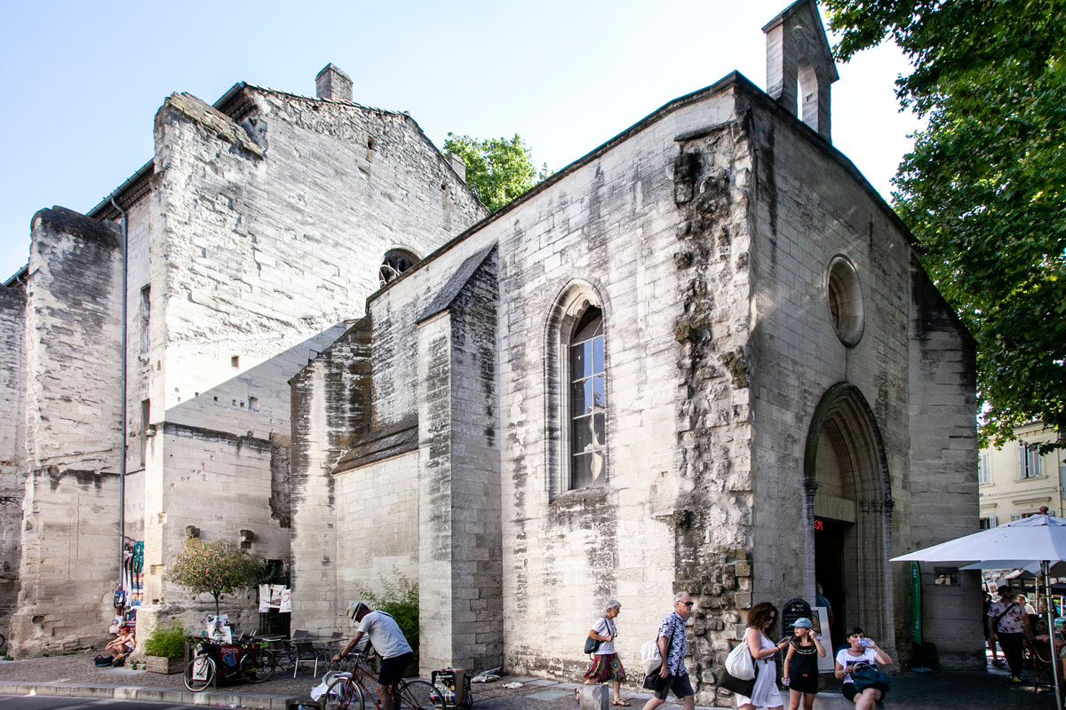 Portale del chiostro della chiesa dei Celestini di Avignone
