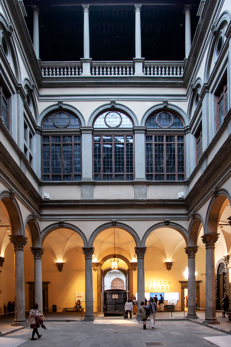 Cortile Interno di Palazzo Strozzi - Firenze