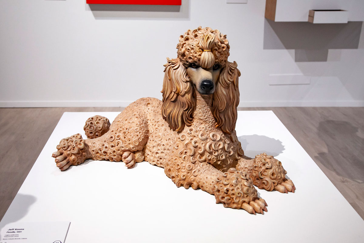 Jeff Koons - Poodle - Cane in legno e plastica