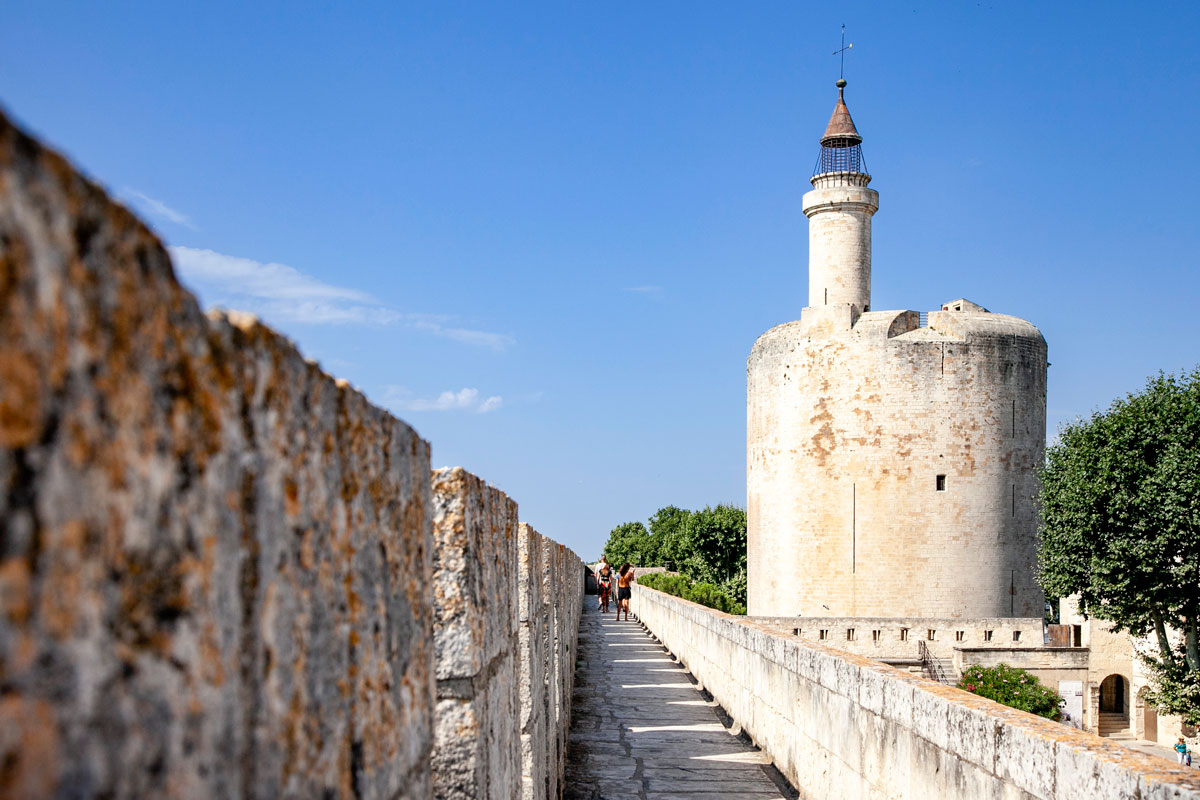 Le Mura cittadine di Aigues Mortes e la torre di Costanza