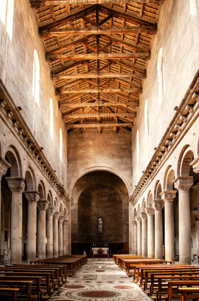 Interni della Cattadrale di San Lorenzo - Duomo di Viterbo