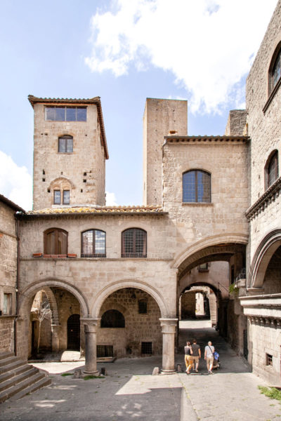Torre e Palazzo degli Alessandri