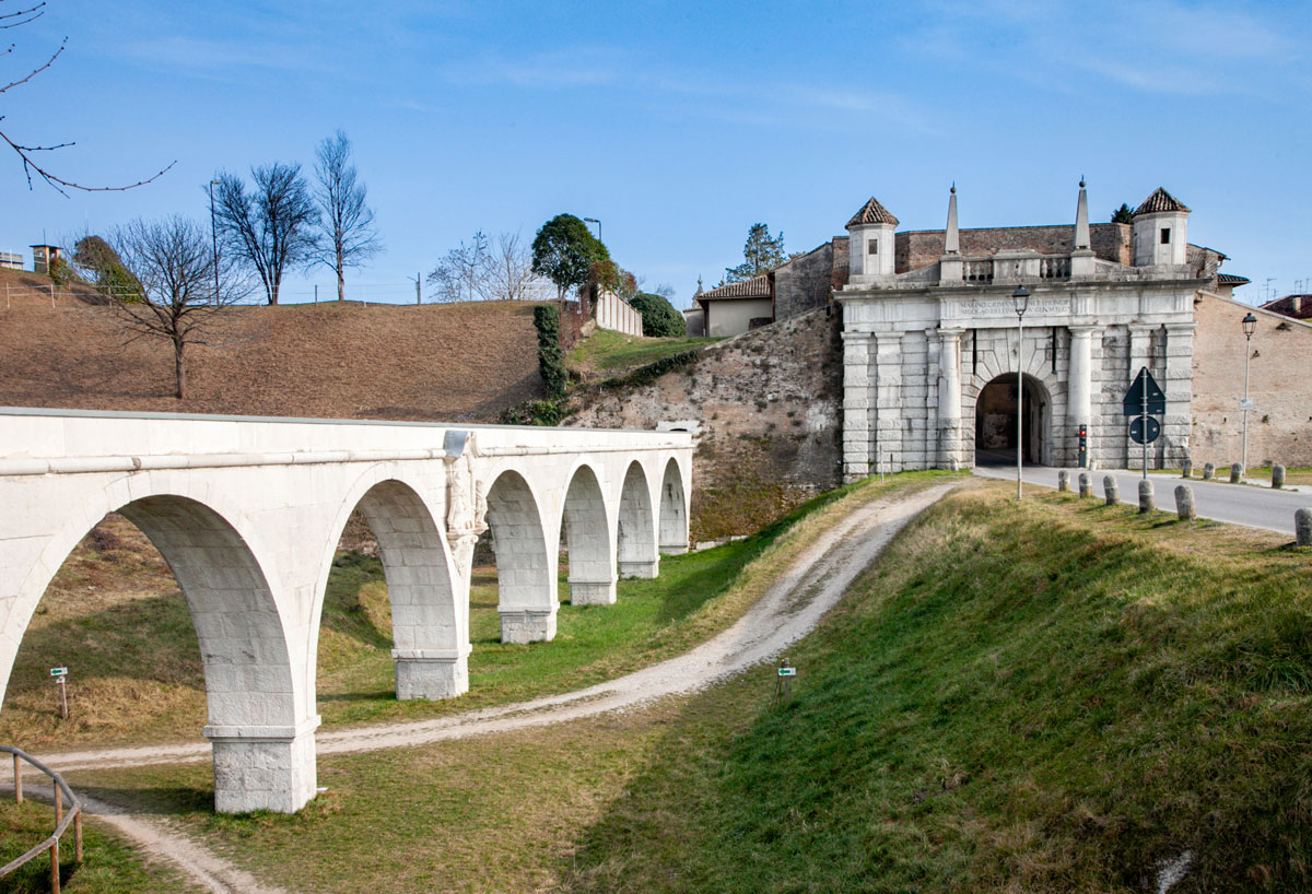 Acquedotto Veneziano di Palmanova e Porta Udine