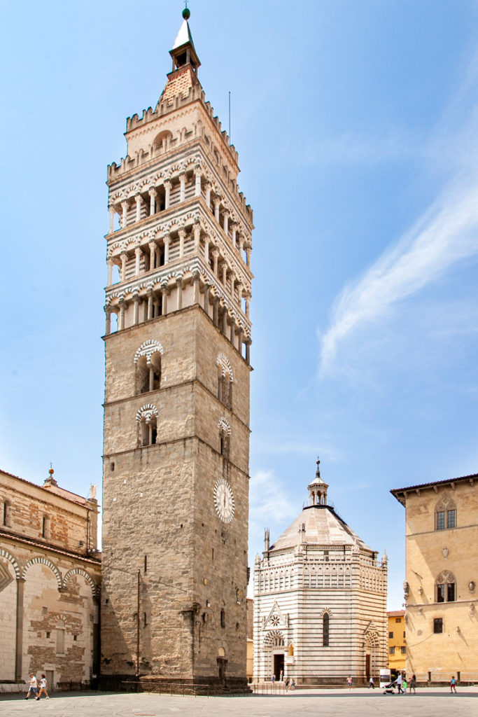Campanile del Duomo di Pistoia e Battistero di San Giovanni in Corte