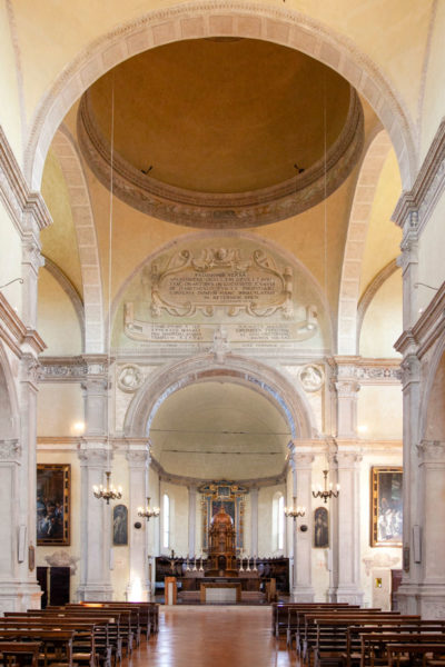 Interni e Altare della Chiesa di San Cristoforo alla Certosa - Ferrara