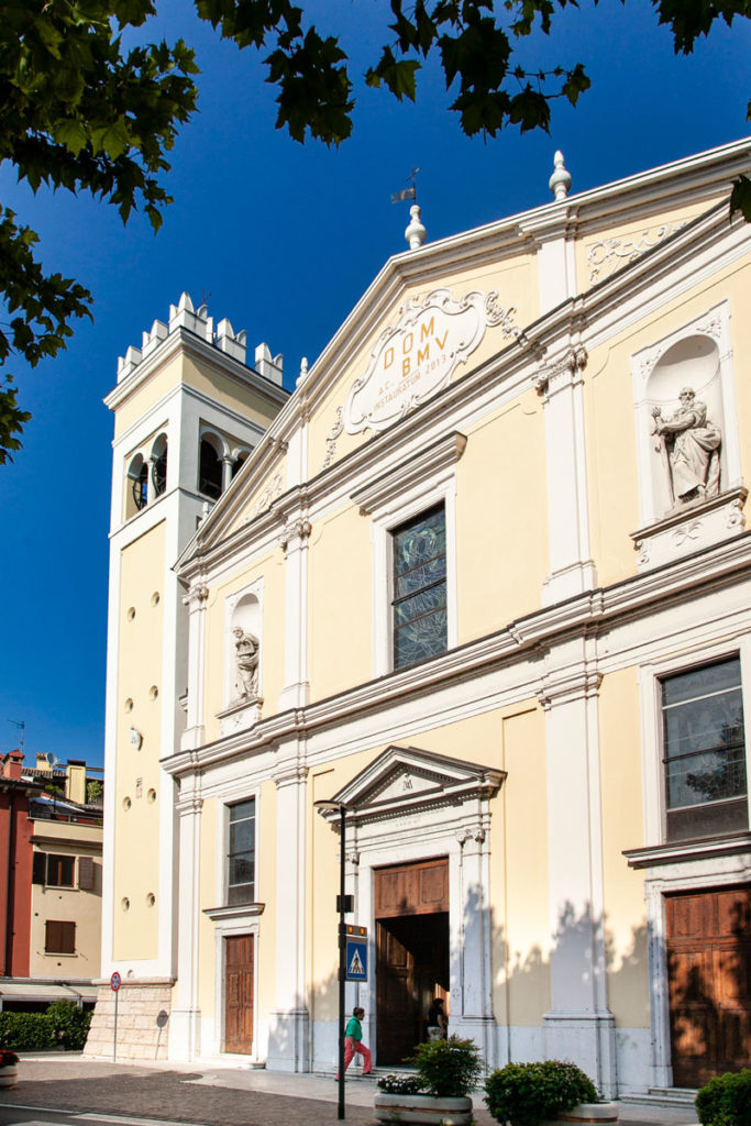 Facciata della Chiesa di Santa Maria Assunta a Garda