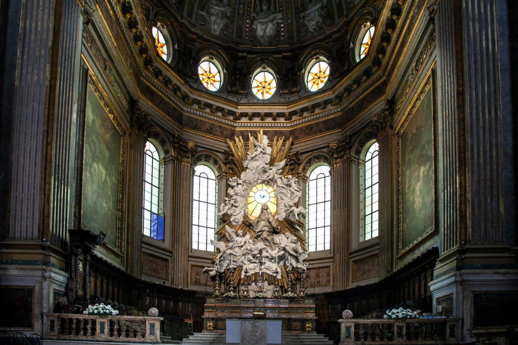 Altare del duomo di Napoli