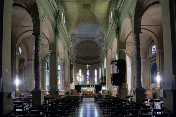 Interni chiesa di San Michele Arcangelo