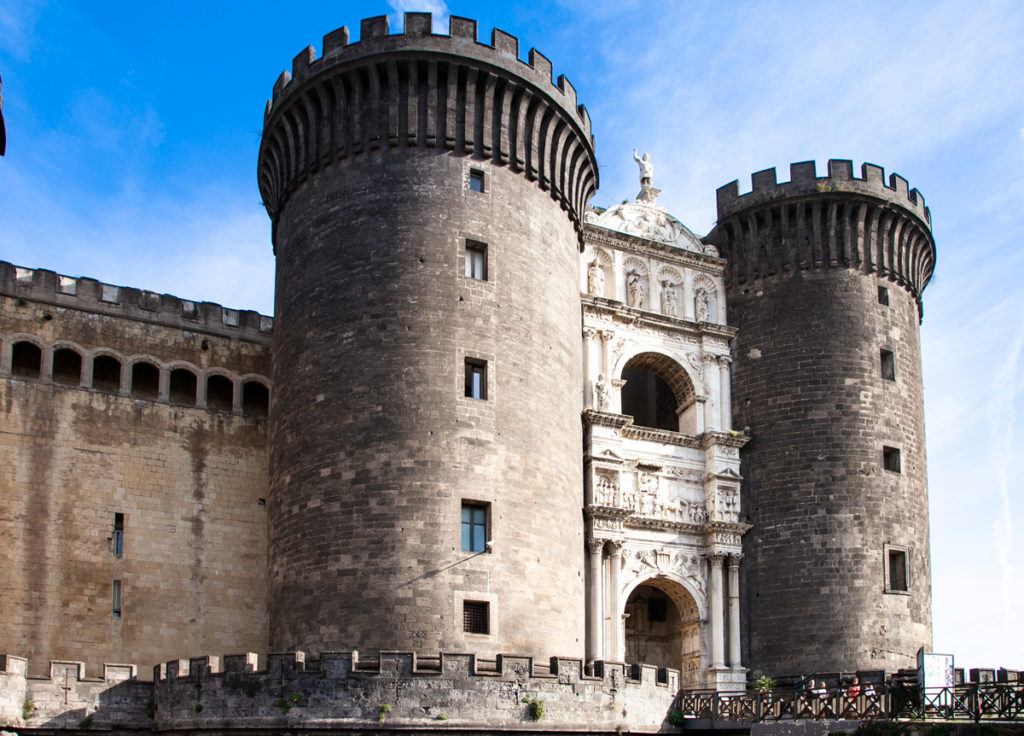 Torri e Torre di Guardia - Arco di Trionfo Rinascimentale - Ingresso al Maschio Angioino