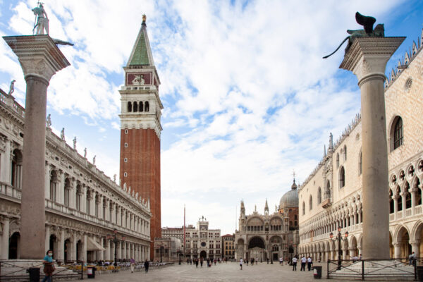 Piazzetta San Marco con colonne in granito