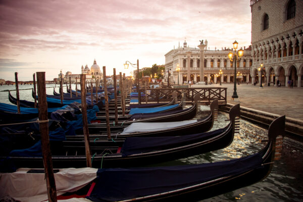 Venezia - Gondole in piazza San Marco