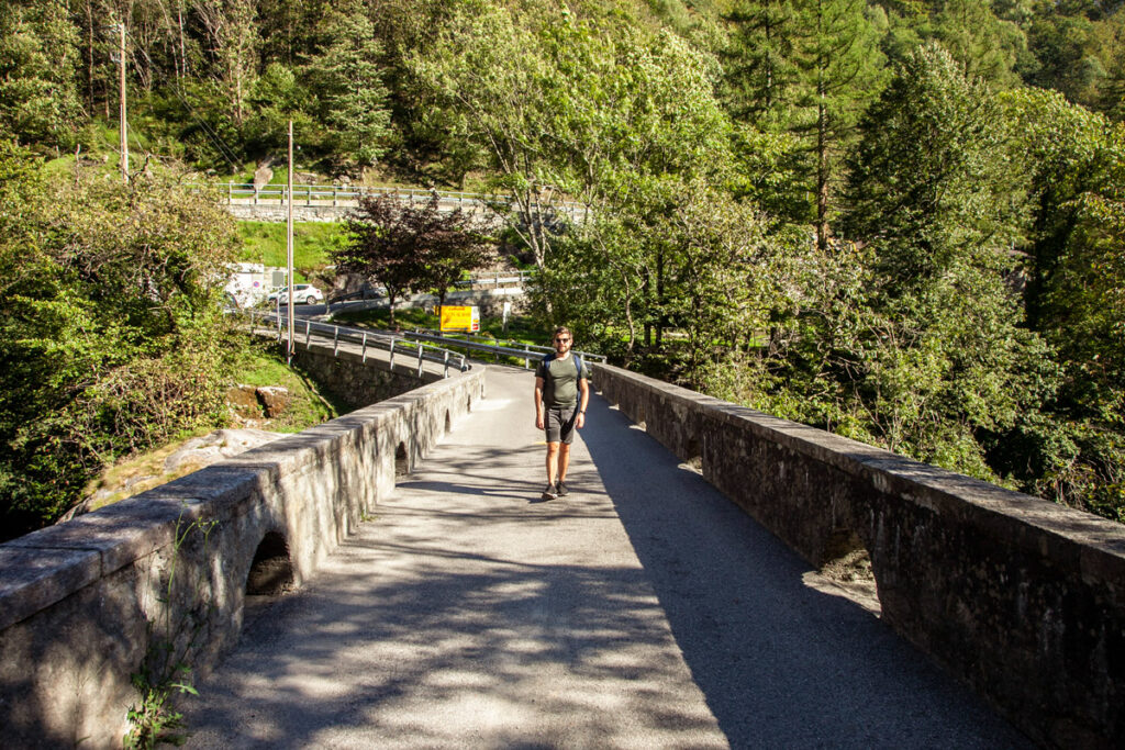 Ponte del bivio di Corippo - Svizzera