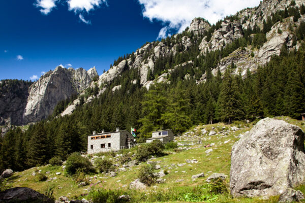 Rifugio Casera di Pioda in Alpe Pioda - Destinazione Trekking della Val di Mello