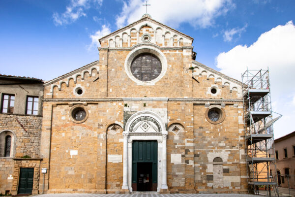 Facciata del duomo di Volterra - Cattedrale di Santa Maria Assunta