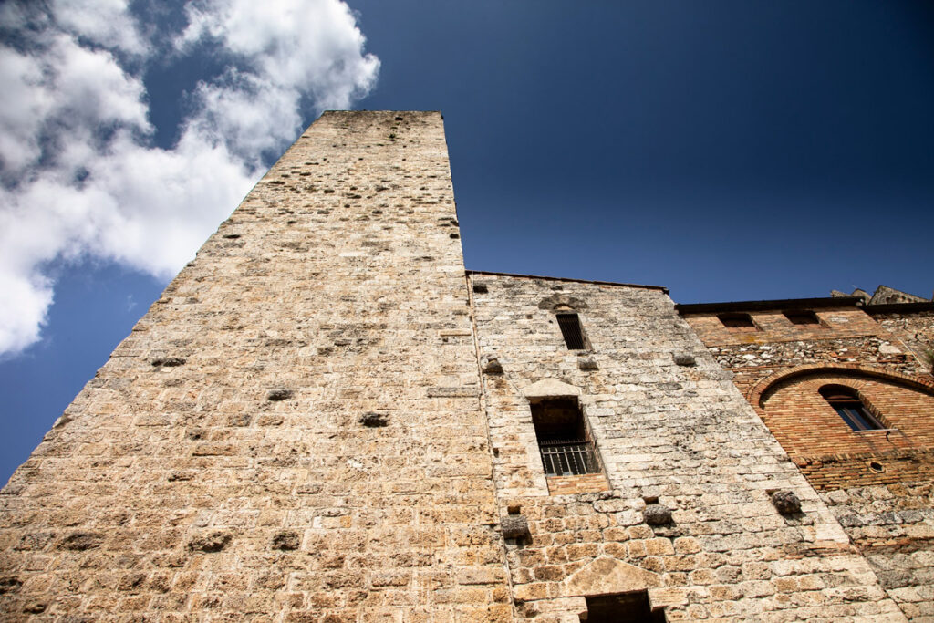 La torre medievale dei Cugnanesi a San Gimignano