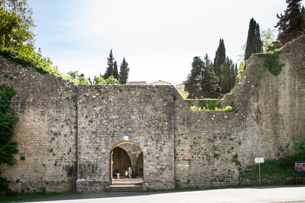 Porta di Docciola - Mura storiche medievali