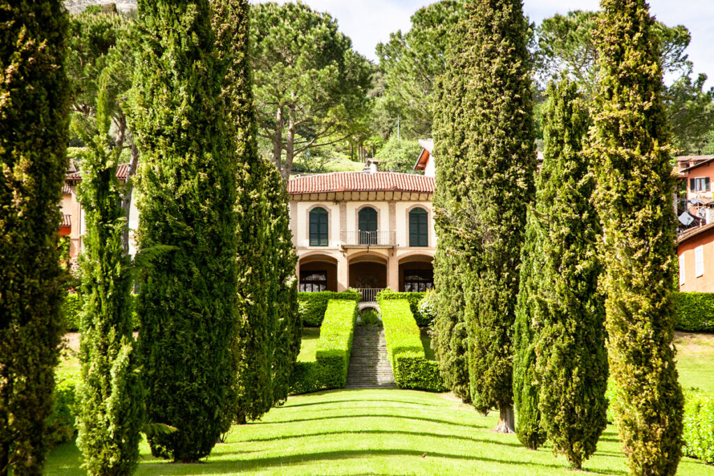 Villa Garovaglio Ricci e il suo parco alberato