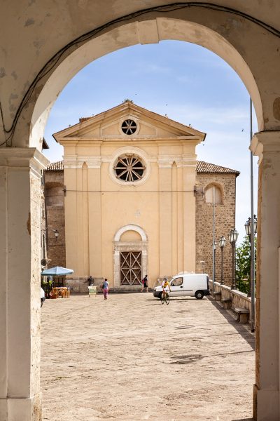 Facciata della Chiesa di San Lorenzo di Civitella del Tronto