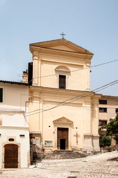 Facciata della chiesa di Santa Maria della Pace - Fontecchio