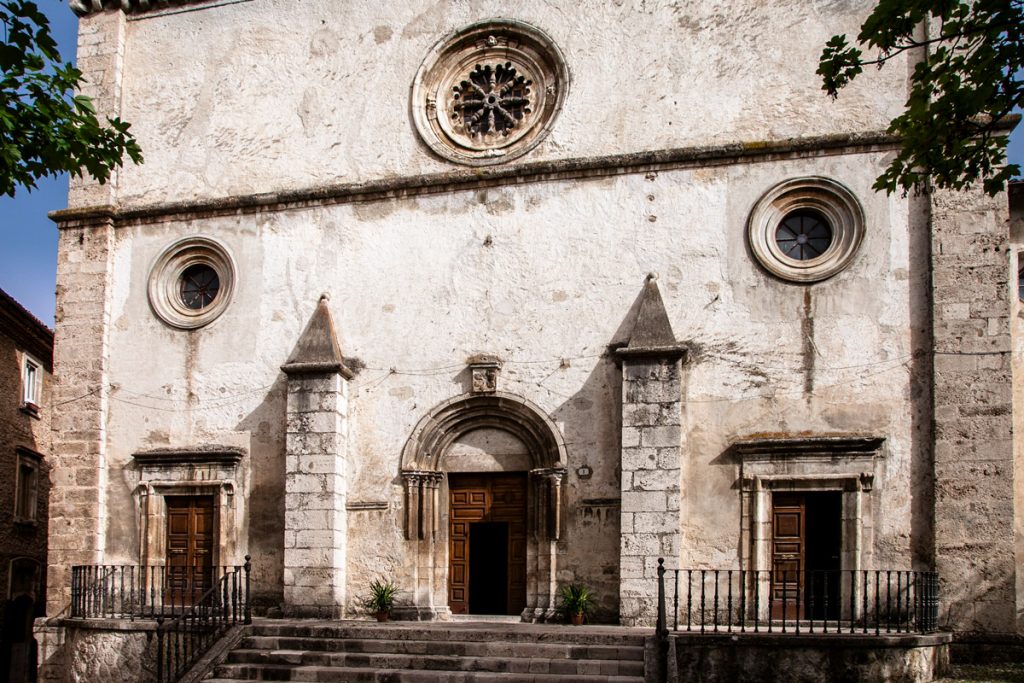 Facciata della chiesa di Santa Maria della Valle - Scanno