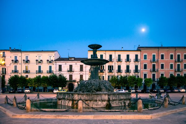 Fontanone Monumentale su piazza Garibaldi - Sulmona