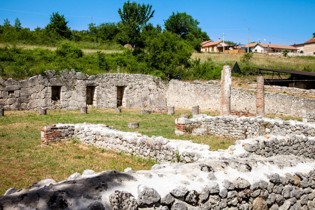 Stanze della domus di Alba Fucens - Area Archeologica