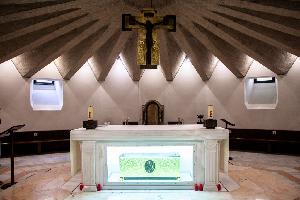 Cripta della Cattedrale di San Tommaso a Ortona con resti del santo