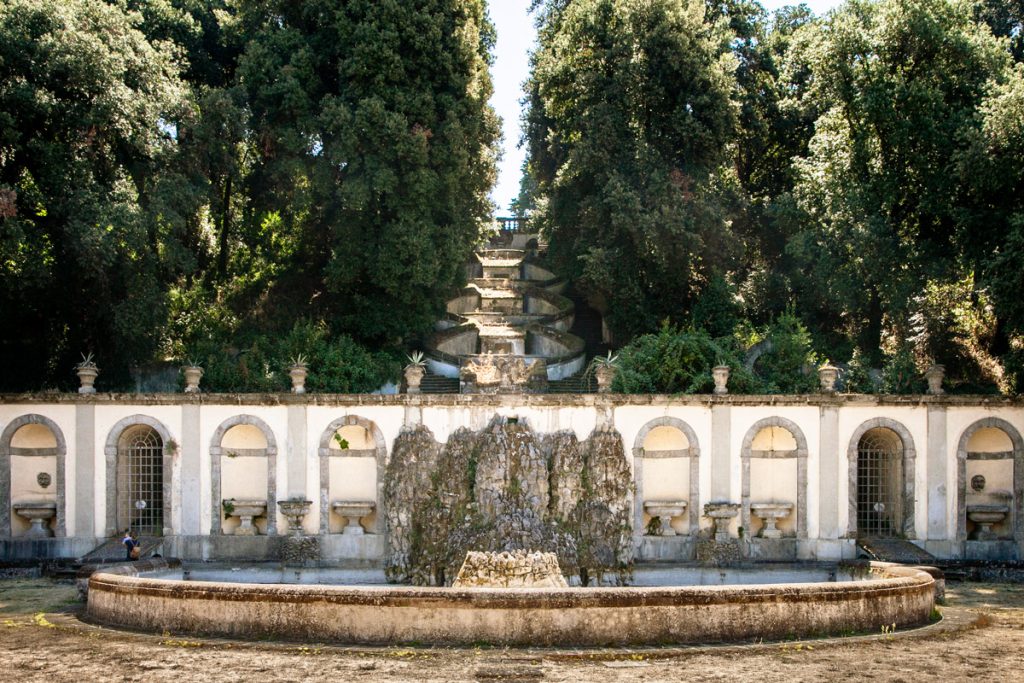 Il teatro delle acque nel parco di Villa Torlonia - Frascati