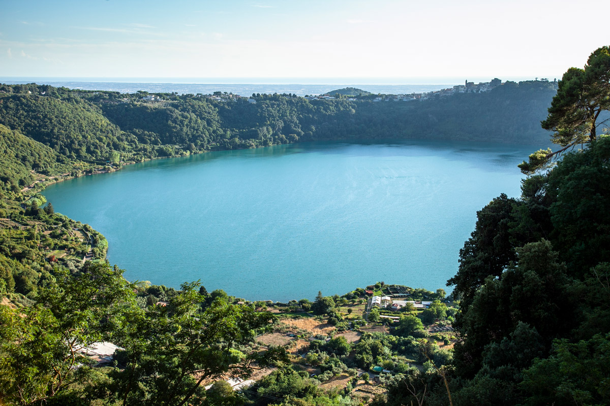 Lago di Nemi - Castelli Romani - Origine vulcanica