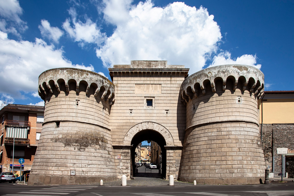 Porta Napoletana di Velletri