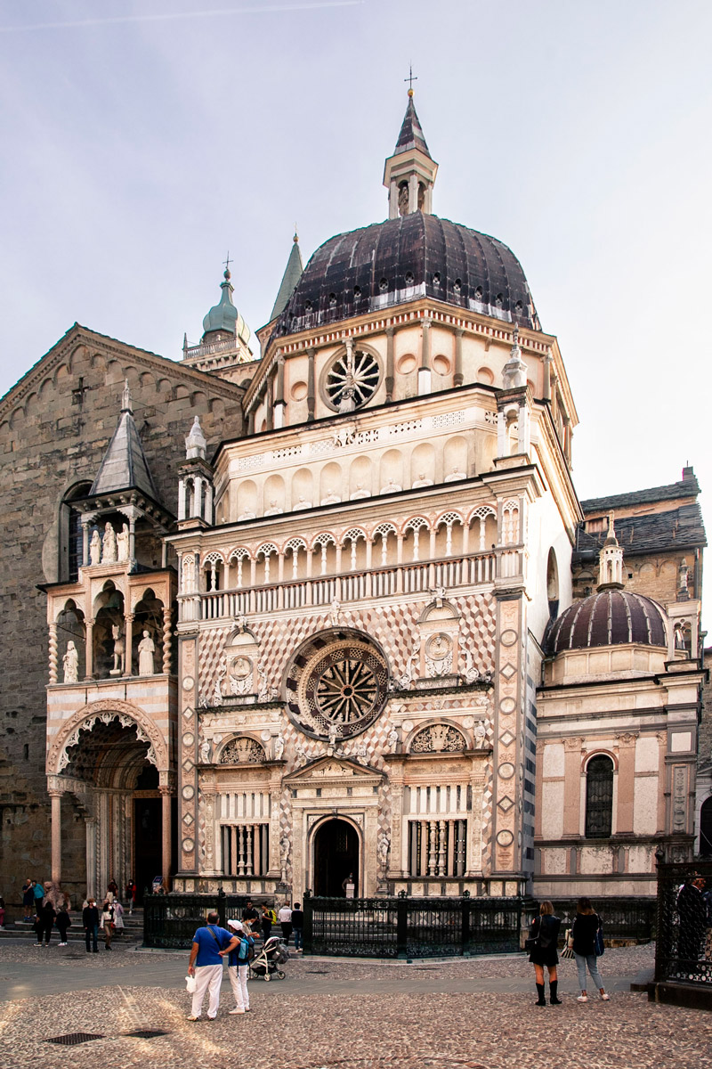 Facciata della Cappella Colleoni a Bergamo Alto